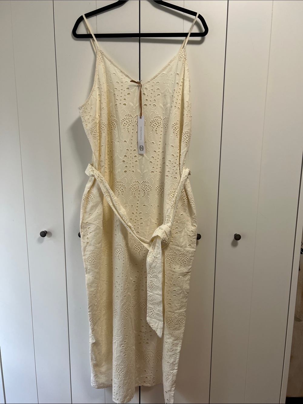 NWT House Of Harlow Cream Cotton eyelet Dress